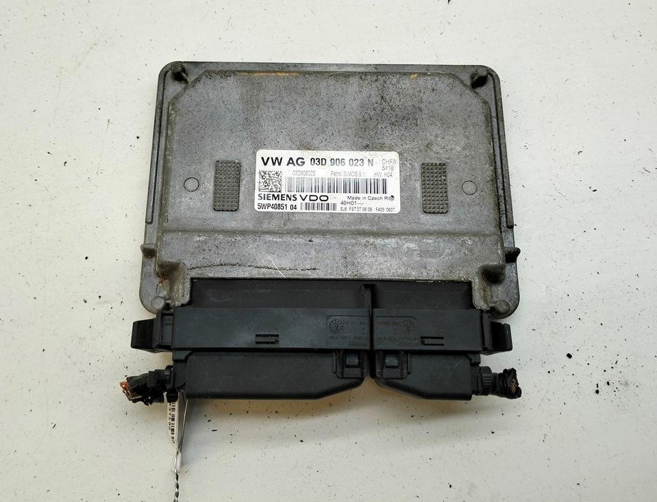 ЭБУ Skoda Fabia mk2 (5J) 2009, 1.2 л., бензин, МКПП, серый, универсал, 03D906023N