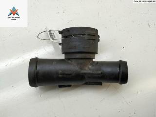 фланец (тройник) системы охлаждения Volkswagen Passat B6 2005, 2.0 л., бензин, МКПП, синий, универсал, 1K0122291B