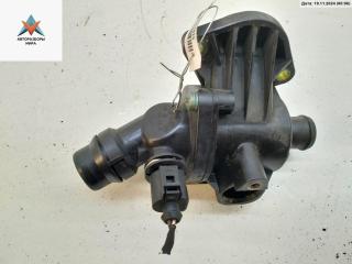 корпус термостата Volkswagen Passat B6 2005, 2.0 л., бензин, МКПП, синий, универсал, 6F121114