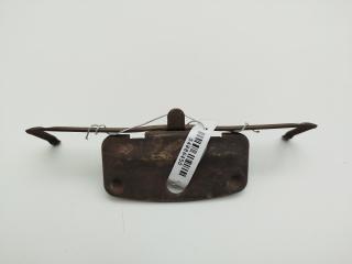 скоба суппорта BMW 7 E65/E66 2002, 3.6 л., бензин, АКПП, зелёный, седан, 34116757253