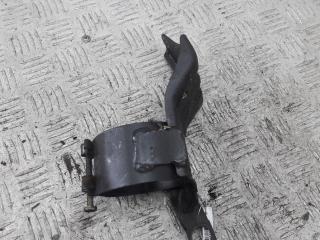кронштейн (крепление) Volkswagen Passat B5 2000, 1.9 л., дизель, МКПП, красный, универсал, 8D0127224G