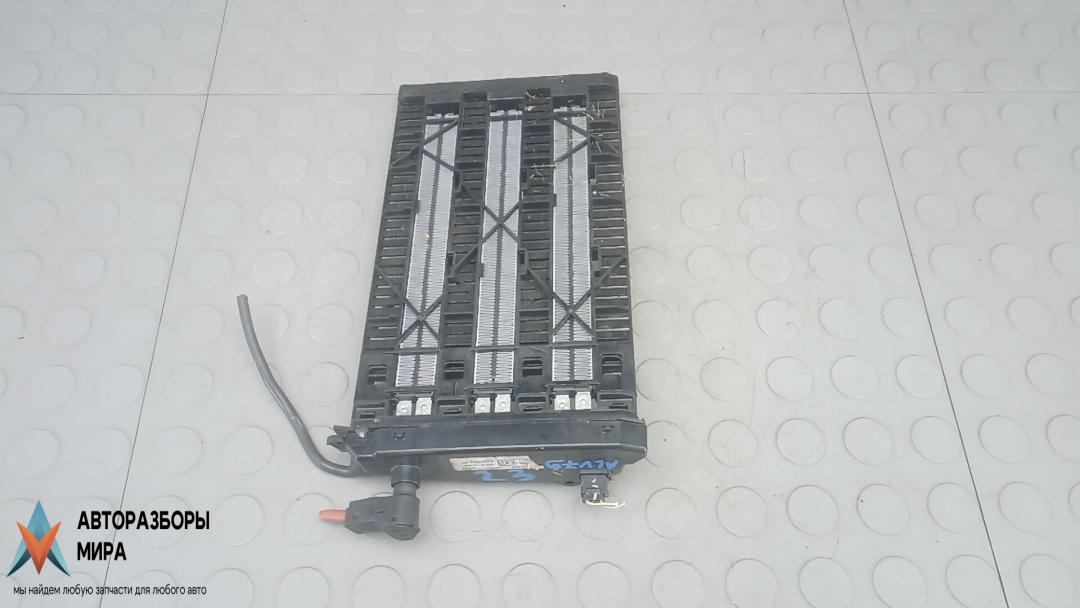 электрический радиатор отопителя (тэн) BMW 3 серия F30/F31/F34 2012, 3.0 л., дизель, АКПП, седан, 9232058 - фото №1