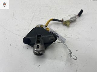 Личинка замка багажника Kia Carnival VQ 2007, 2.9 л., дизель, МКПП, чёрный, минивэн