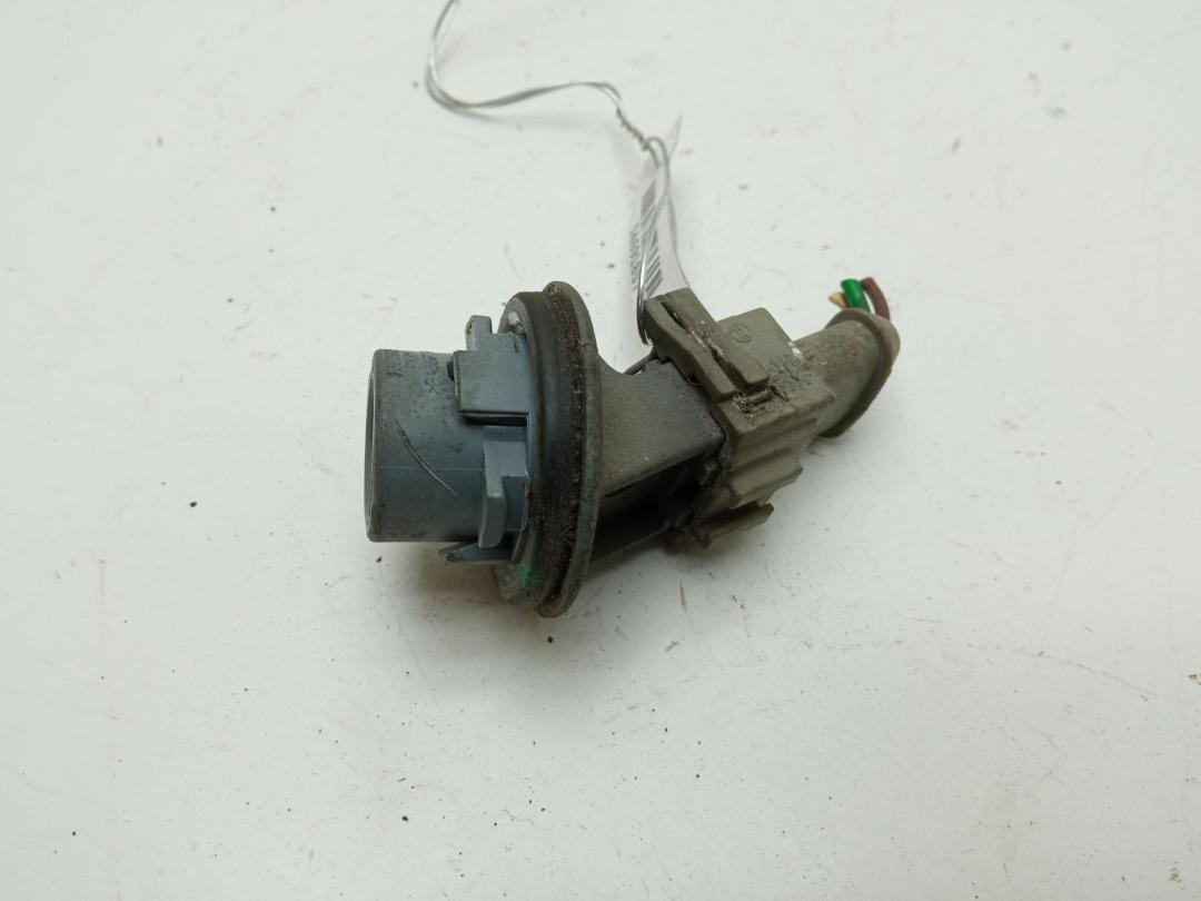 Патрон лампы фары Volvo V70 2004, 2.4 л., дизель, МКПП, чёрный, универсал