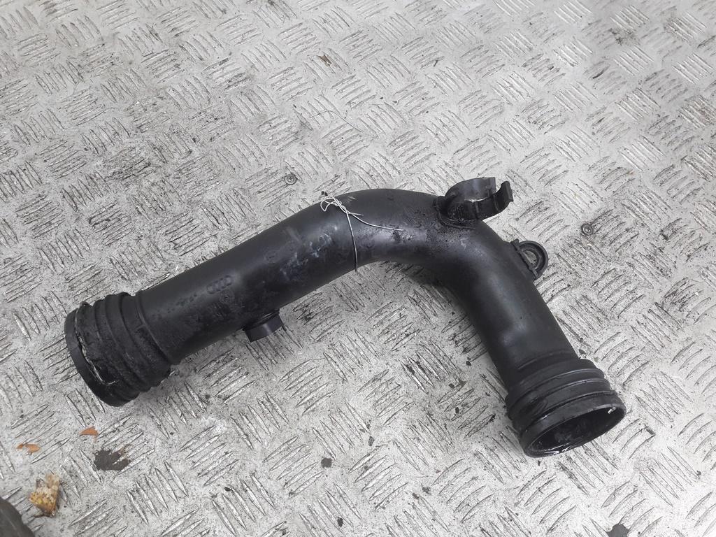 патрубок интеркулера Volkswagen Touran 2003, 2.0 л., дизель, МКПП, чёрный, минивэн, 1K0145862