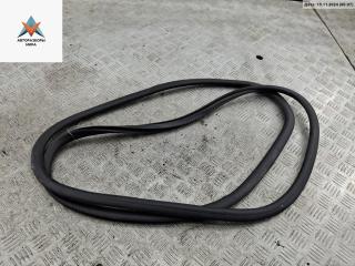 уплотнитель двери Volkswagen Caddy 3 поколение 2005, 2.0 л., дизель, МКПП, белый, фургон