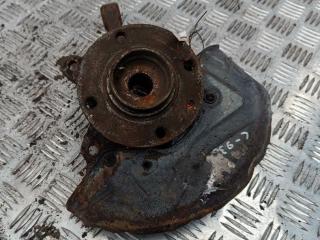 ступица передняя левая Volkswagen Golf 3 поколение 1995, 1.8 л., бензин, АКПП, красный, хетчбэк 3 дв.