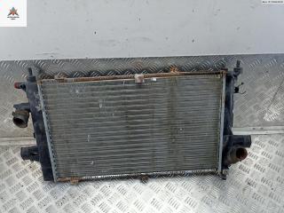 радиатор охлаждения Opel Zafira 2 поколение (B) [рестайлинг] 2008, 1.9 л., дизель, МКПП, серый, минивэн