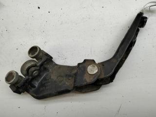 ролик двери сдвижной Volkswagen Caddy 3 поколение 2006, 2.0 л., бензин, МКПП, красный, фургон, 2K0843336A