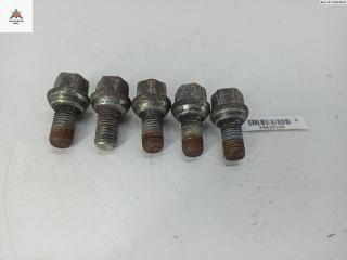 болт колесный Mercedes-Benz C-Класс W202/S202 [рестайлинг] 1999, 1.8 л., бензин, МКПП, синий, седан