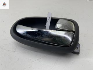 ручка внутренняя передняя правая Kia Magentis 1 поколение [рестайлинг] 2003, 2.0 л., бензин, МКПП, серый, седан, 82621-38000