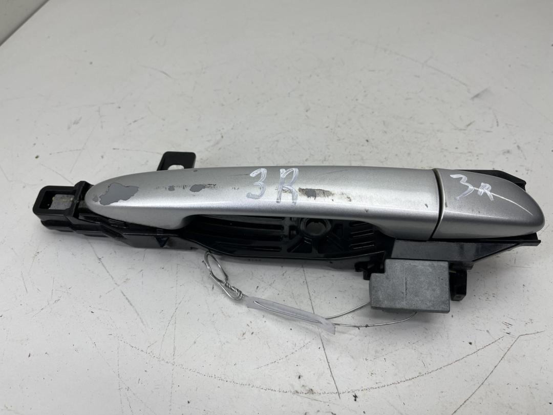 ручка наружная задняя правая Mazda 6 GH 2010, 2.2 л., дизель, МКПП, серый, универсал