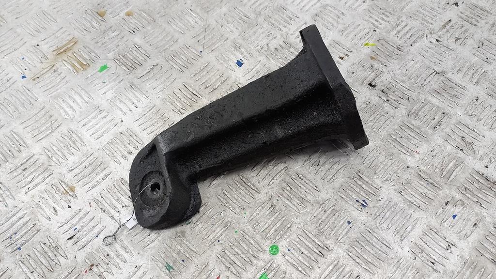 кронштейн двигателя BMW X5 E53 2004, 3.0 л., дизель, АКПП, серый, внедорожник 5 дв., 6761564