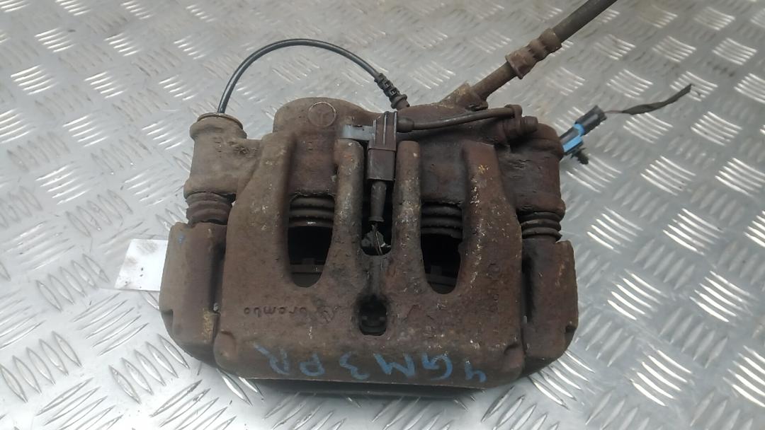 суппорт передний правый Mercedes-Benz Sprinter 2 поколение (W906) 2011, 2.2 л., CDI 213/313/413, дизель, МКПП - фото №1