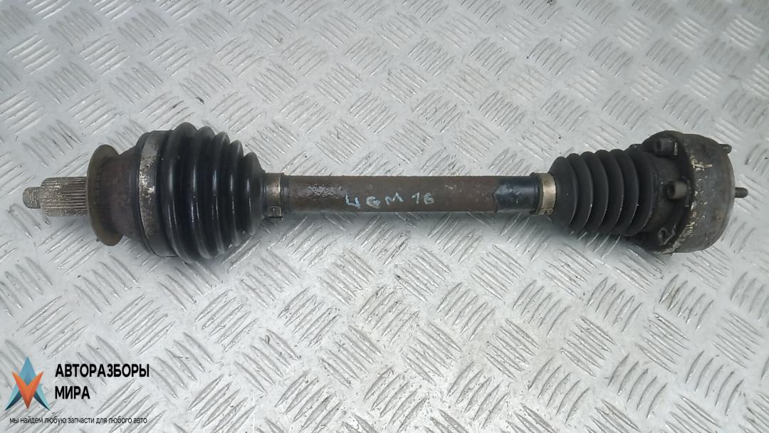 полуось передняя левая (приводной вал, ШРУС) Volkswagen Polo 5 поколение 2009, 1.2 л., бензин, МКПП, хетчбэк 5 дв. - фото №1