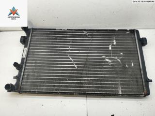 радиатор охлаждения Volkswagen Golf 4 поколение 2001, 1.4 л., бензин, МКПП, серый, хетчбэк 5 дв., 1J0121253N