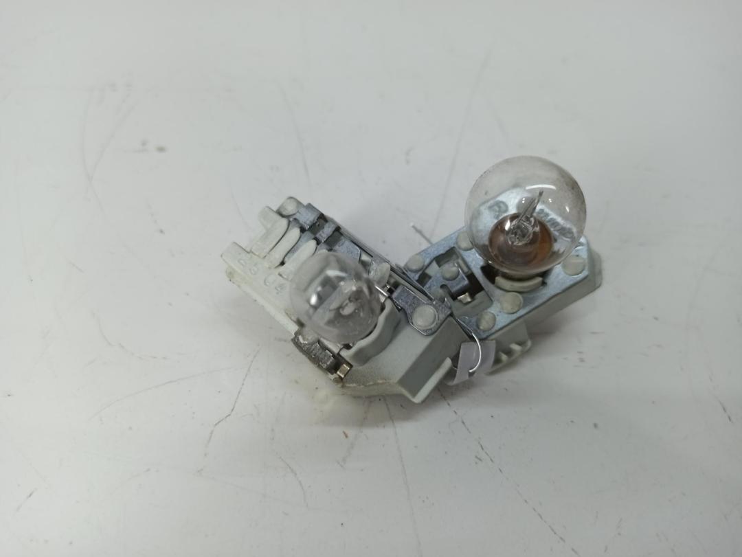 Плата фонаря заднего правого Audi A3 8P 2005, 2.0 л., дизель, МКПП, серый, хетчбэк 5 дв., 8P4945257A