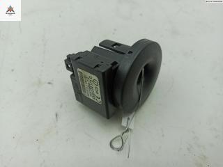 Иммобилайзер Renault Clio 3 поколение 2008, 1.2 л., бензин, МКПП, серый, универсал, 8200214173