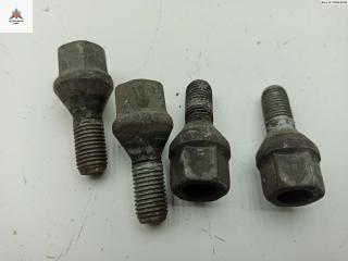 болт колесный Renault Megane 2 поколение 2003, 1.4 л., бензин, МКПП, красный, хетчбэк 5 дв.