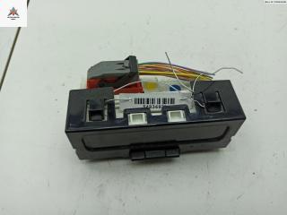 дисплей Renault Megane 2 поколение 2003, 1.4 л., бензин, МКПП, красный, хетчбэк 5 дв., 8200107839