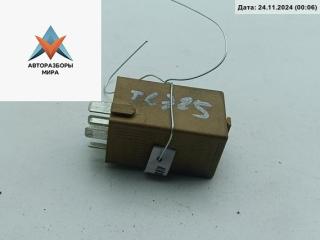 Реле стеклоочистителя (дворников) BMW 5 серия E39 1998, 2.5 л., бензин, МКПП, чёрный, универсал, 8384505