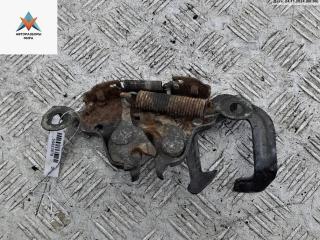 замок капота Nissan Almera Tino V10 [рестайлинг] 2004, 2.2 л., дизель, МКПП, серый, минивэн