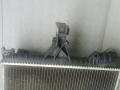 радиатор охлаждения Volvo S80 1 поколение 2001, 2.0 л., бензин, МКПП, седан - фото №5