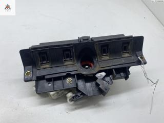 ручка крышки багажника Audi A6 4B/C5 1998, синий, универсал, 4B0827565F