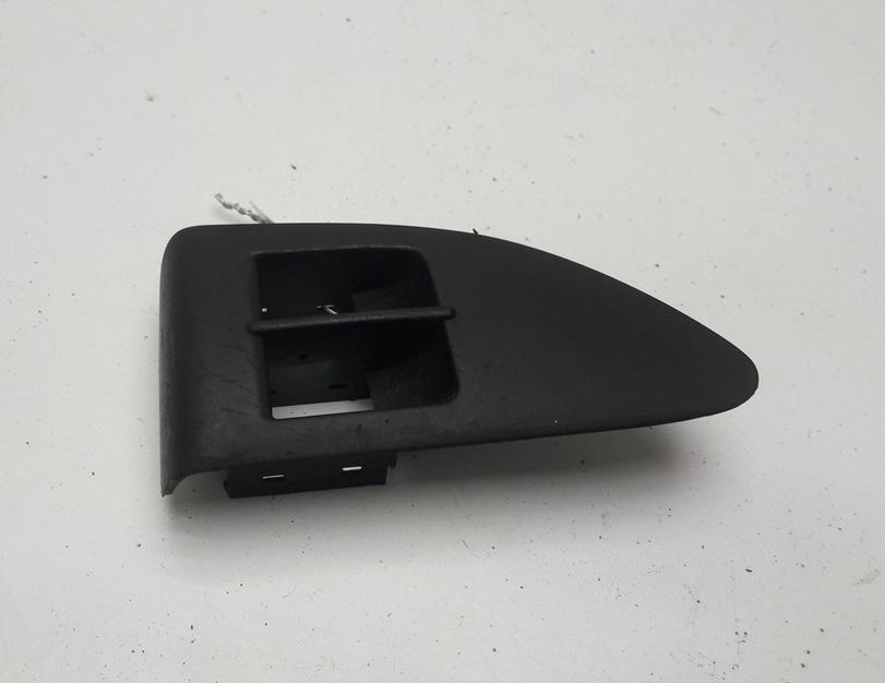 накладка двери (крышки) багажника Volkswagen Passat B5+ (GP) 2001, 2.0 л., бензин, МКПП, синий, универсал