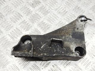 кронштейн двигателя BMW 5 E39 2001, 2.5 л., дизель, АКПП, зелёный, универсал, 6750441