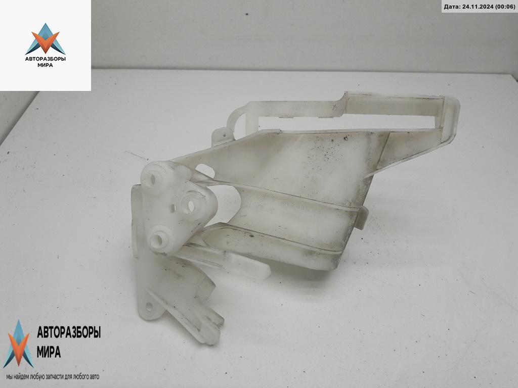 кронштейн (крепление) Volkswagen Passat B6 2007, 1.9 л., дизель, МКПП, серый, универсал, 3C0837868B - фото №1