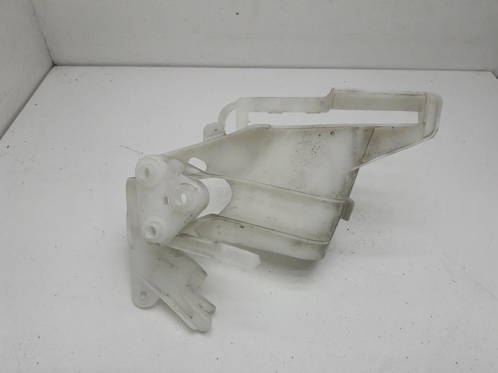 кронштейн (крепление) Volkswagen Passat B6 2007, 1.9 л., дизель, МКПП, серый, универсал, 3C0837868B