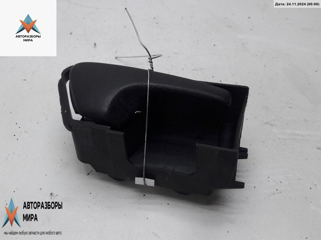 ручка внутренняя передняя правая Volkswagen Golf 3 поколение 1996, 1.4 л., бензин, МКПП, белый, хетчбэк 5 дв., 1H0837142 - фото №1