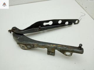 петля капота левая Volvo V70 2 поколение [рестайлинг] 2004, серый, универсал