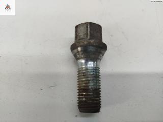 болт колесный Audi A4 B7 2005, 2.0 л., TFSI, бензин, АКПП, серый, универсал, 8D0601139