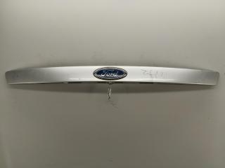 накладка подсветки номера Ford Mondeo 3 поколение 2001, 2.0 л., бензин, МКПП, серый, хетчбэк 5 дв., 1S71F43400AF