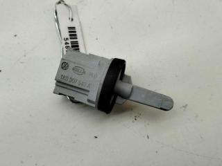 датчик температуры Volkswagen Caddy 2006, 2.0 л., бензин, МКПП, красный, фургон, 1K0907543A