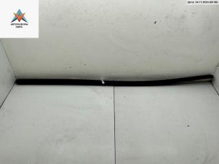 молдинг (накладка кузовная) Volkswagen Polo 4 поколение [рестайлинг] 2005, 1.2 л., бензин, МКПП, чёрный, хетчбэк 3 дв., 6Q3853516RH