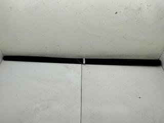 молдинг двери передней левой Volkswagen Polo 2005, 1.2 л., бензин, МКПП, чёрный, хетчбэк 3 дв., 6Q3853515LH