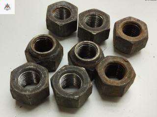 болт колесный Ford Focus 1 поколение [рестайлинг] 2001, 1.4 л., бензин, МКПП, синий, хетчбэк 5 дв.