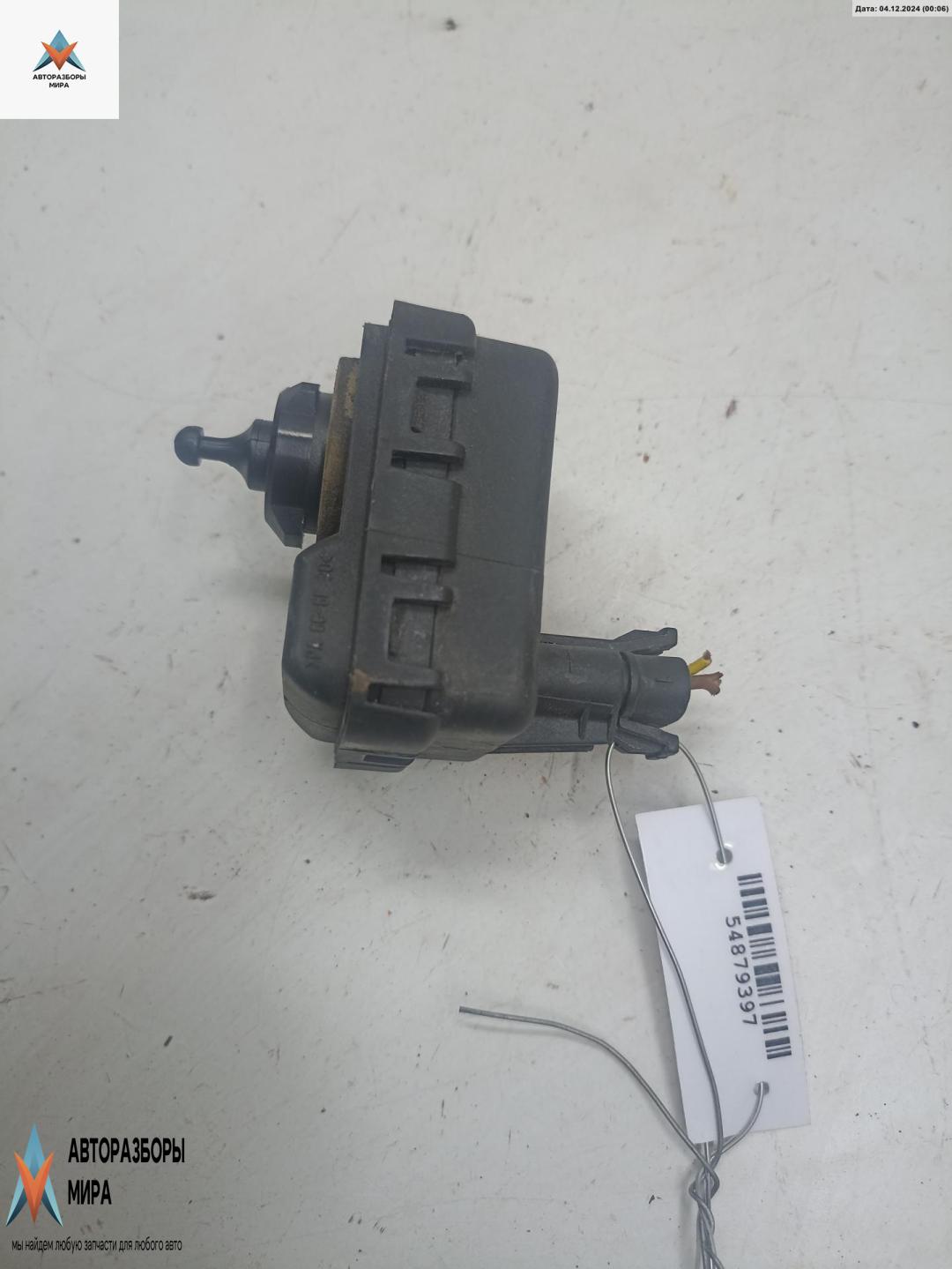 корректор фар Opel Zafira 1 поколение (A) 2001, 1.6 л., бензин, МКПП, синий, минивэн - фото №1