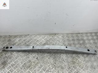 усилитель бампера переднего Nissan Primera P11 2000, 2.0 л., бензин, МКПП, синий, хетчбэк 5 дв.