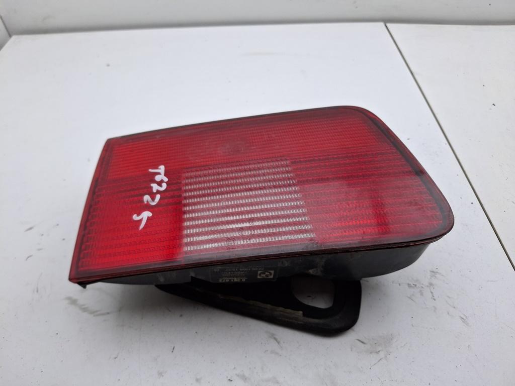 фонарь крышки багажника левый BMW 5 E39 1998, 2.5 л., бензин, МКПП, чёрный, универсал, 8361673