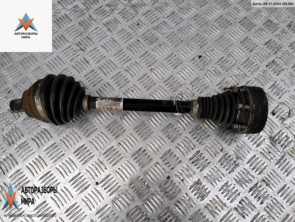 полуось передняя левая (приводной вал, ШРУС) Volkswagen Caddy 3 поколение 2006, 2.0 л., бензин, МКПП, красный, фургон - фото №1