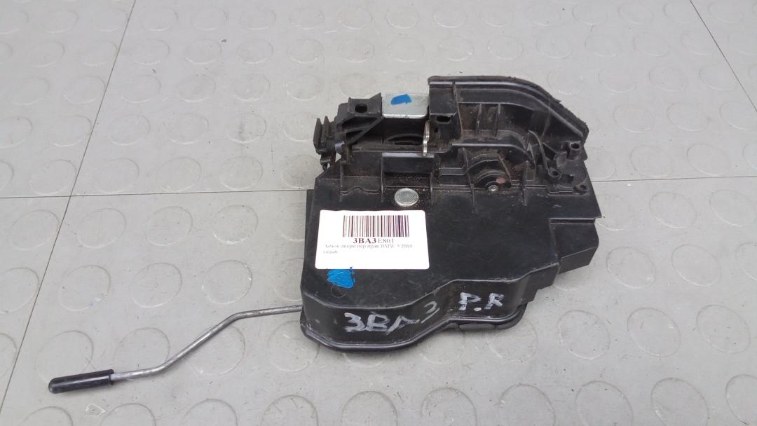 замок двери передней правой BMW 5 серия F07/F10/F11 2010, 3.0 л., бензин, АКПП, седан - фото №1