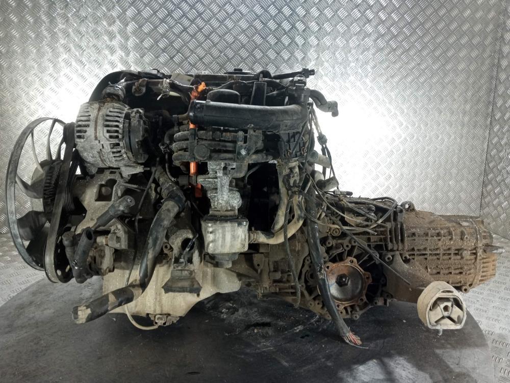 двигатель Volkswagen Passat B5 1999, цвет, ATJ - фото №1