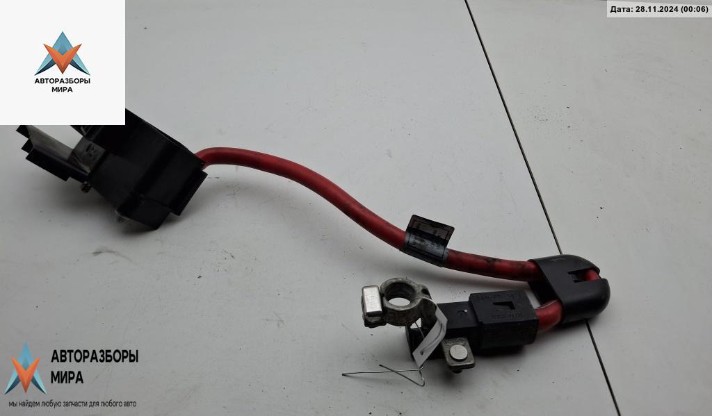 плюсовой провод аккумулятора BMW 7 серия E65/E66/E67 2002, 3.6 л., бензин, АКПП, зелёный, седан - фото №1