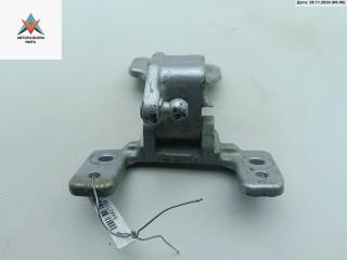 петля крышки багажника Mercedes-Benz C-Класс W204/S204 2009, серый, универсал, 2047400137