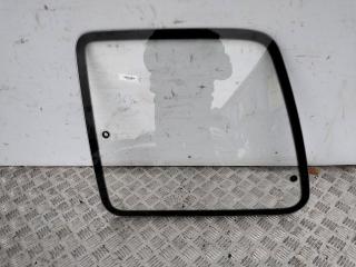 стекло (иные) Volkswagen Caddy 2 поколение 1999, 1.9 л., дизель, МКПП, красный, фургон