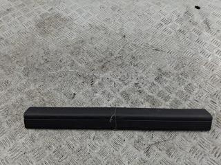 Накладка на порог внутренняя (салона) Mercedes-Benz C W204 2009, 2.2 л., дизель, АКПП, серый, универсал, 2046860136